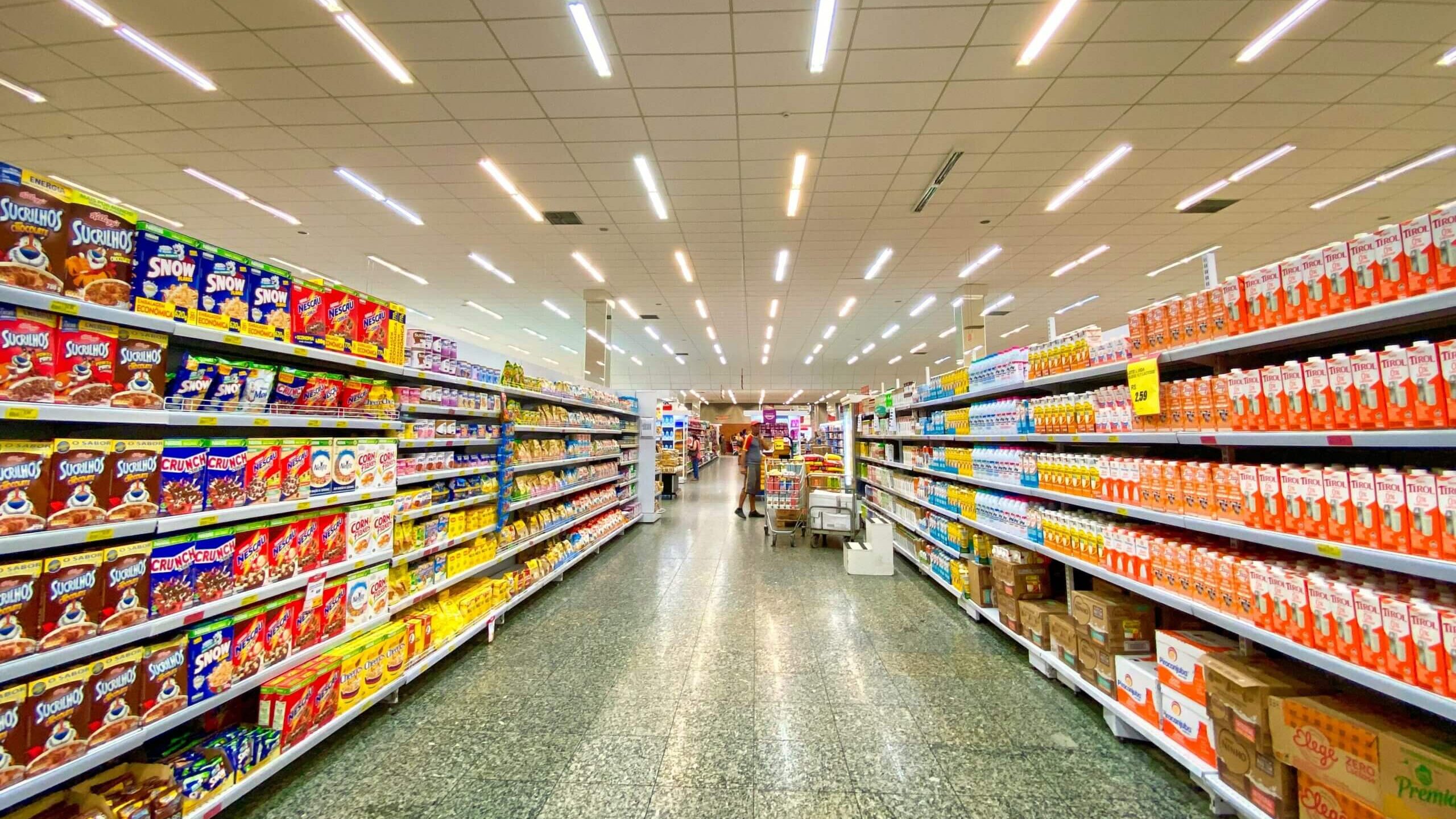 AI retail shelf monitoring solutions provide retailers an opportunity to make smarter decisions about sales, marketing, staffing, security and many more.